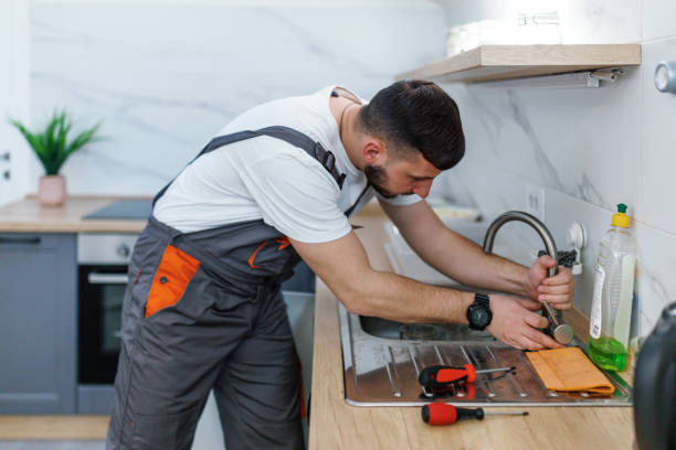 Best Emergency Plumber  in Bayou Country Clu, LA